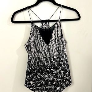 Trouvé tank size XS